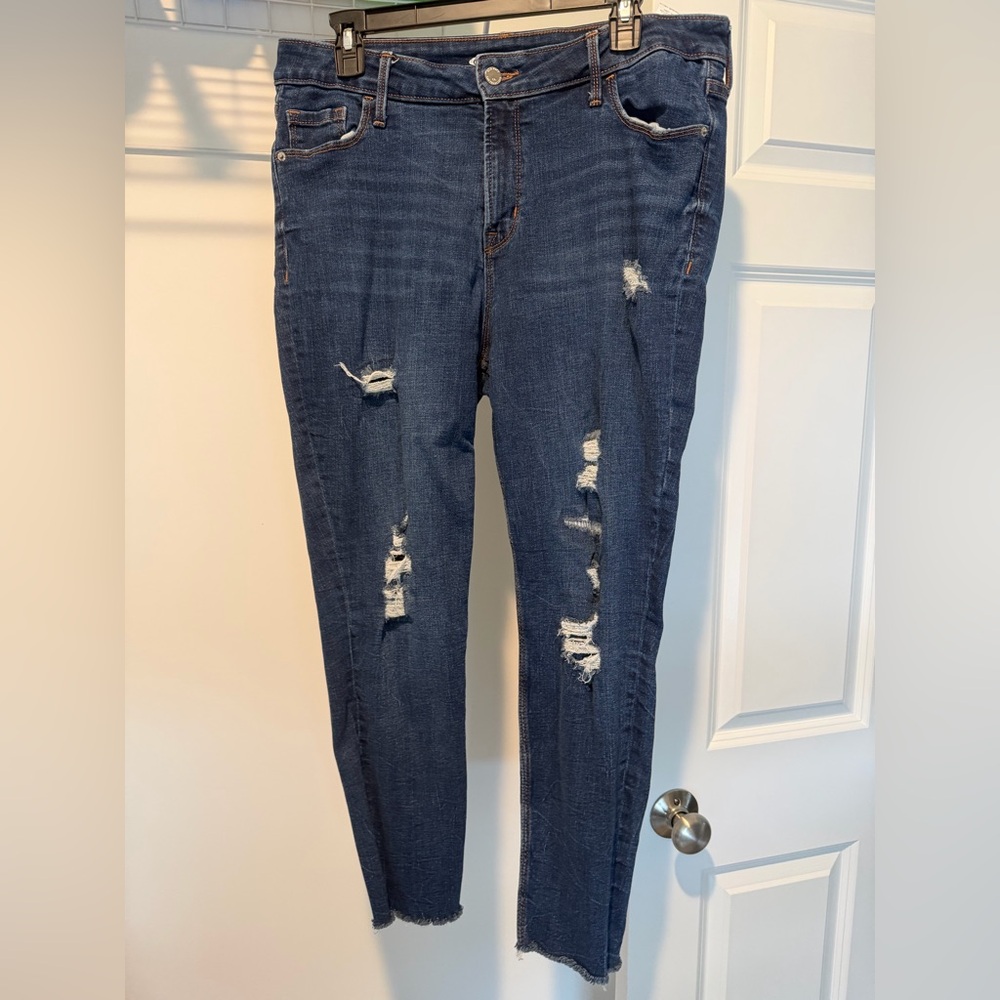 Old Navy High Rise Rockstar Super Skinny
